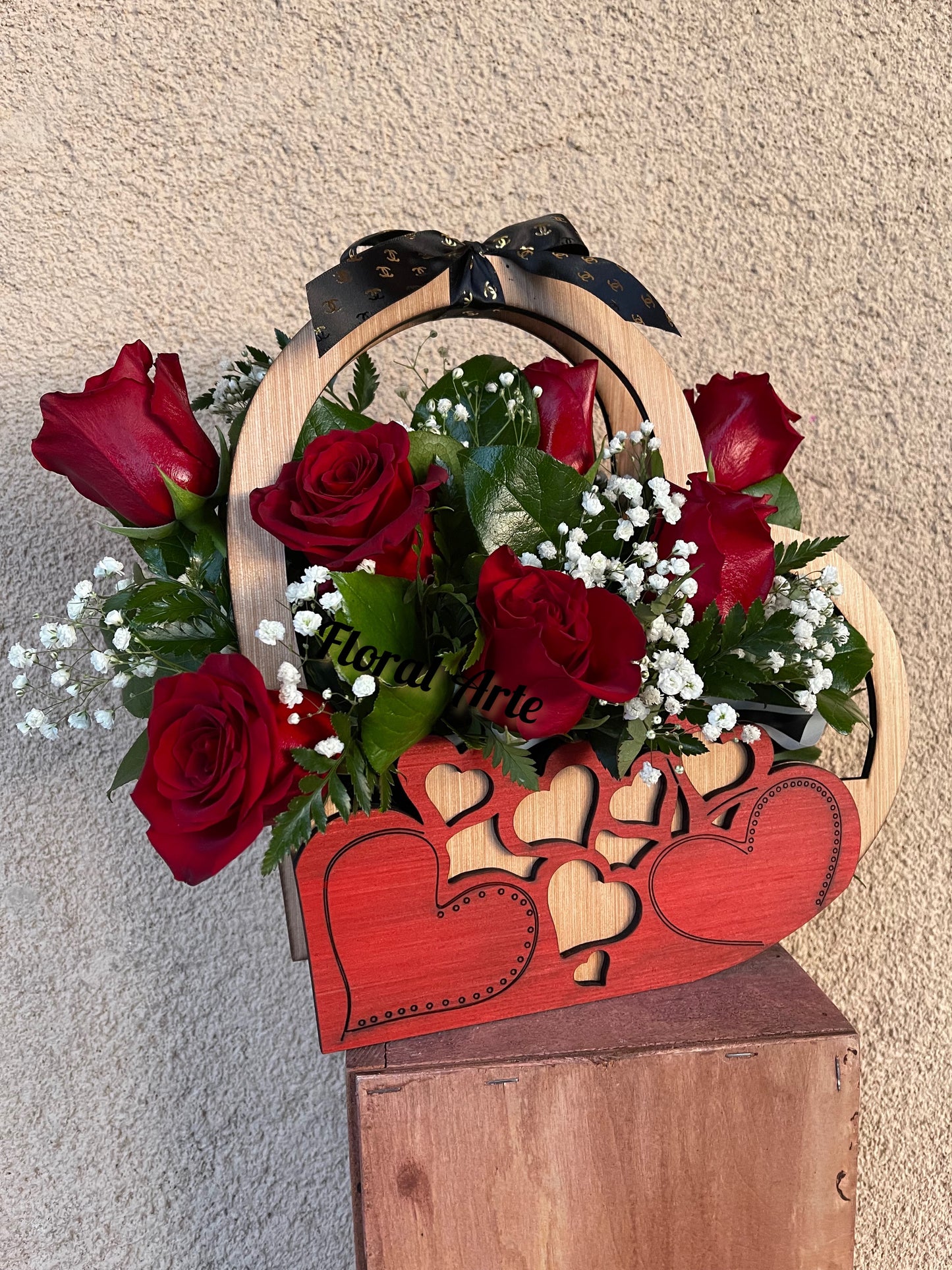 Roses in a Heart (Red )